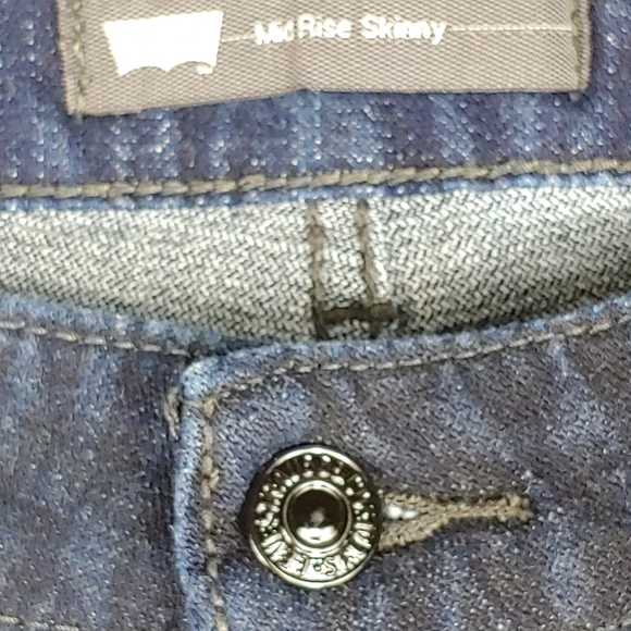 Levi's mid rise skinny jeans - Picture 5 of 6